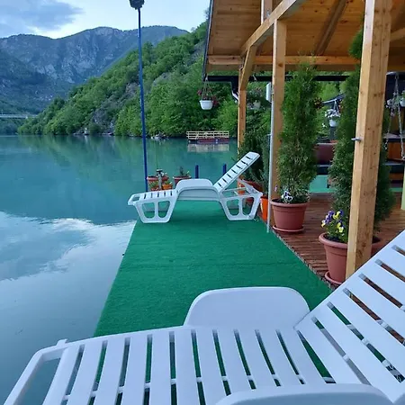 Holiday home Splav 